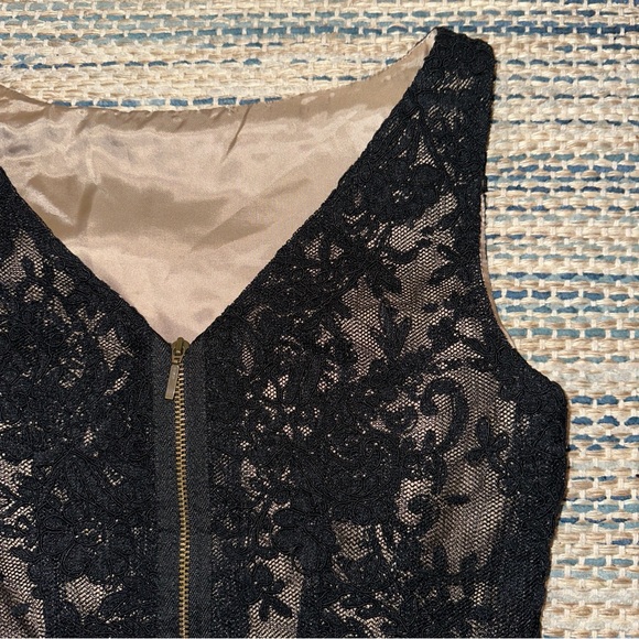 POEM BANGKOK Classic Black Lace Top Blouse with Zipper Closure Size 34 - Picture 9 of 11